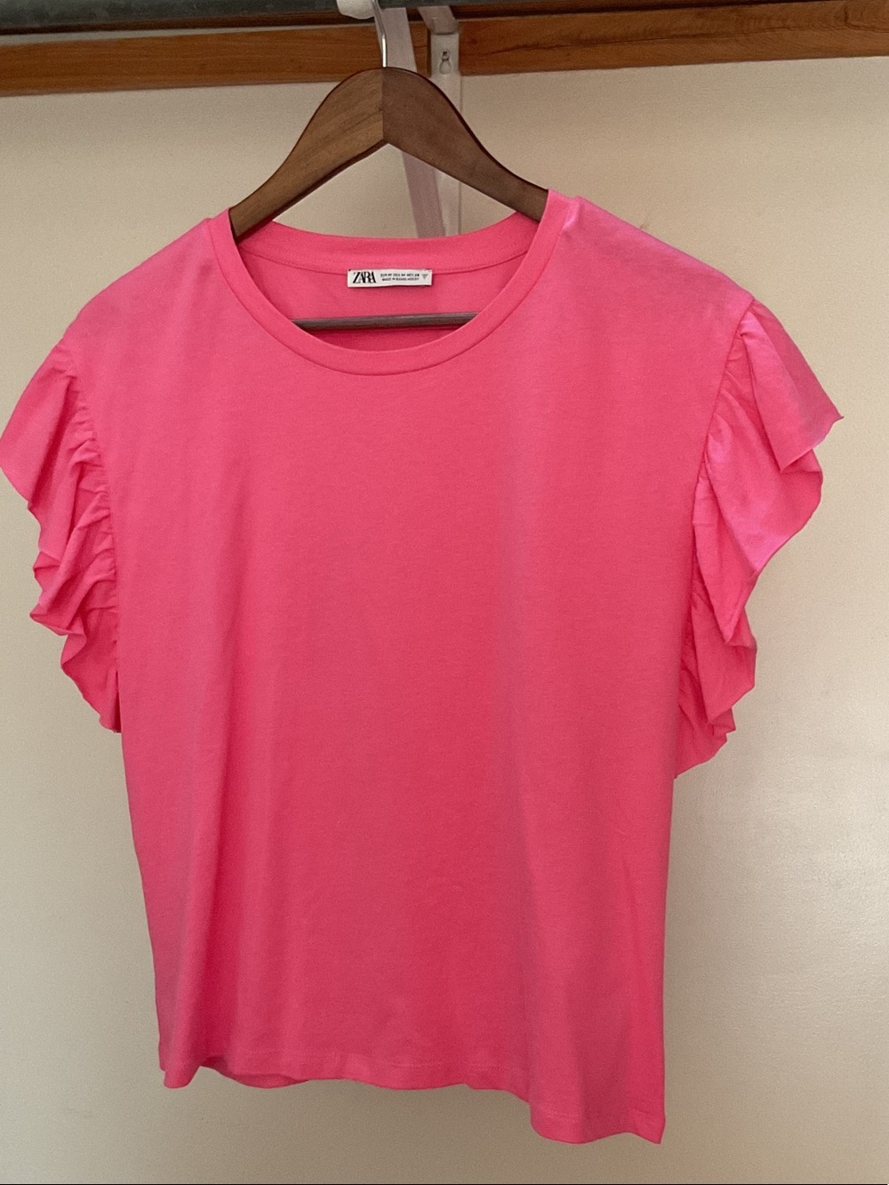 Zara Bright Pink Ruffle Sleeve Tee